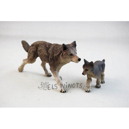Figura Lloba Gris i cria