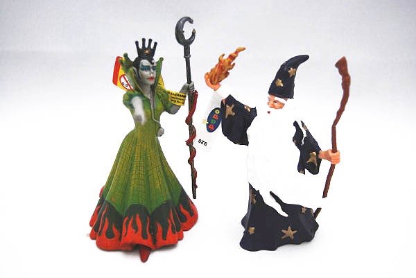 Figures Món Encantat